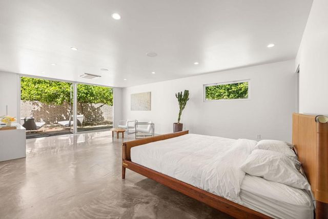 688 E Mel Avenue, Palm Springs, CA 92262