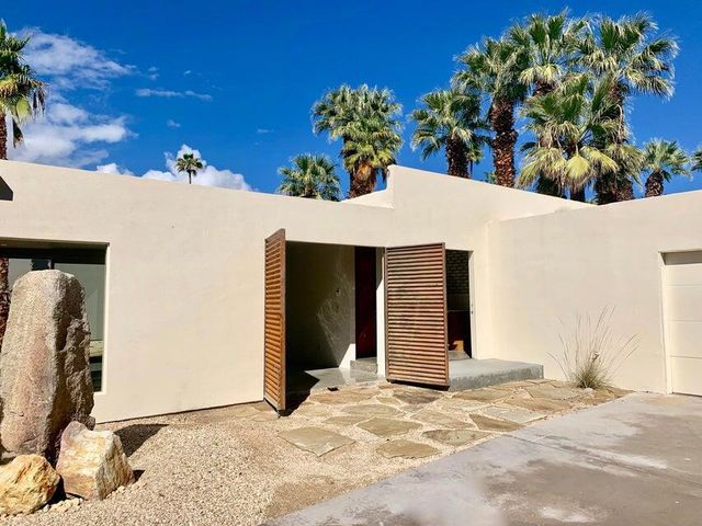688 E Mel Avenue, Palm Springs, CA 92262