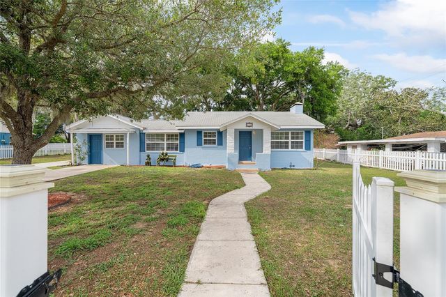 111 E CHARLOTTE AVENUE, Eustis, FL 32726
