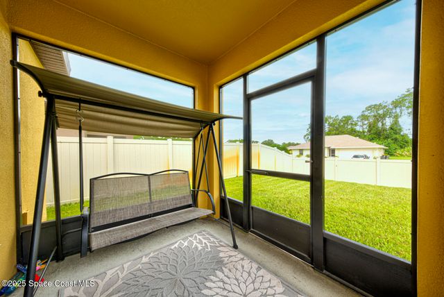 1342 Mineral Loop Drive NW, Palm Bay, FL 32907