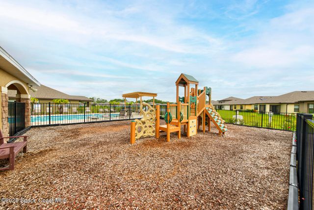 1342 Mineral Loop Drive NW, Palm Bay, FL 32907