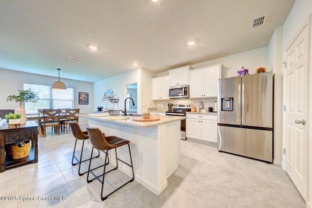 1342 Mineral Loop Drive NW, Palm Bay, FL 32907