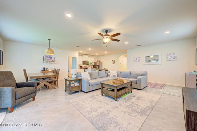 1342 Mineral Loop Drive NW, Palm Bay, FL 32907