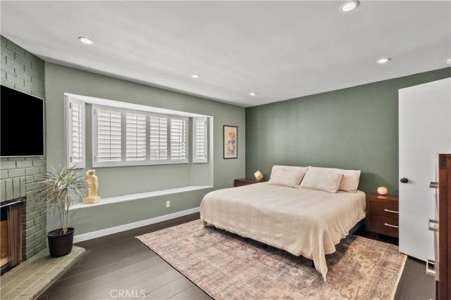 10229 Variel 12, Chatsworth, CA 91311