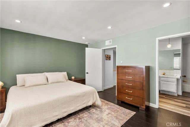 10229 Variel 12, Chatsworth, CA 91311