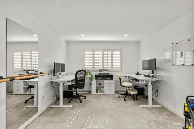 10229 Variel 12, Chatsworth, CA 91311