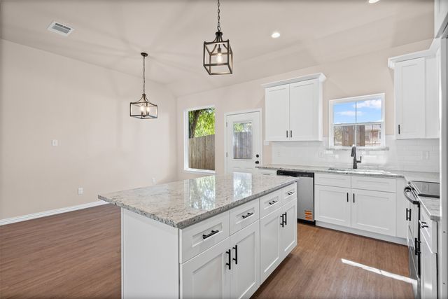 901 SW 10th Street, Mineral Wells, TX 76067