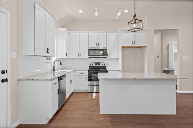 901 SW 10th Street, Mineral Wells, TX 76067