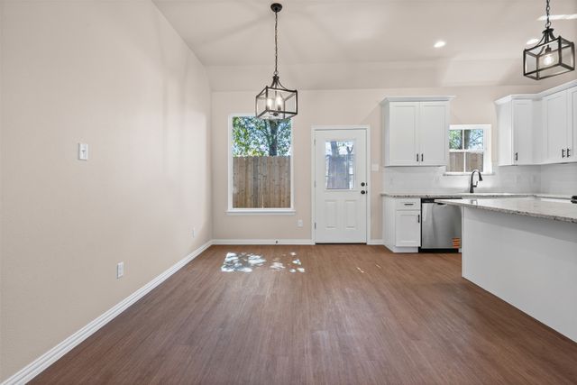901 SW 10th Street, Mineral Wells, TX 76067