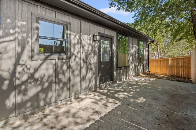 901 SW 10th Street, Mineral Wells, TX 76067