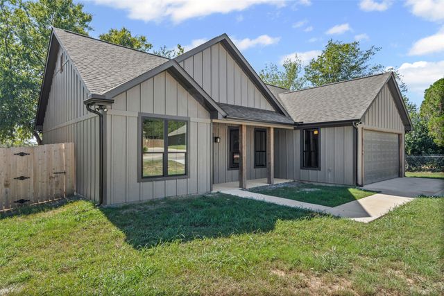 901 SW 10th Street, Mineral Wells, TX 76067