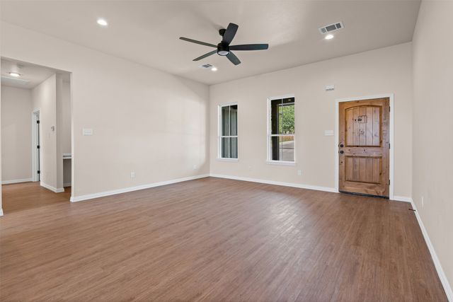 901 SW 10th Street, Mineral Wells, TX 76067