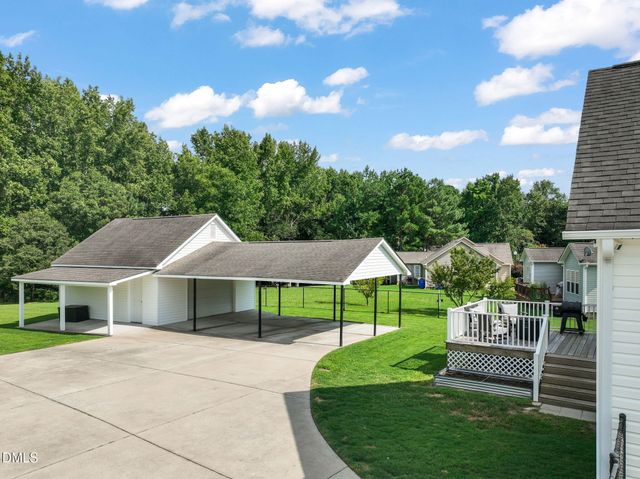 105 Willmont Court, Benson, NC 27504
