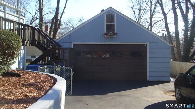 30 Lucy Street, Hamden, CT 06514