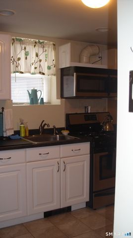 30 Lucy Street, Hamden, CT 06514