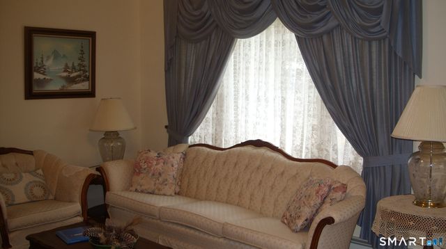 30 Lucy Street, Hamden, CT 06514