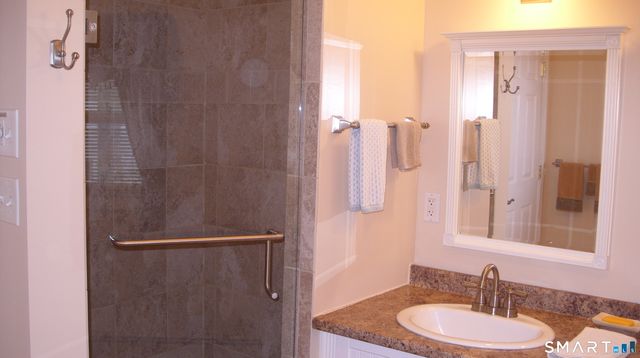 30 Lucy Street, Hamden, CT 06514