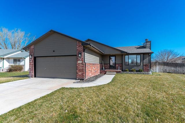 1452 E Sunset Ct, Goddard, KS 67052