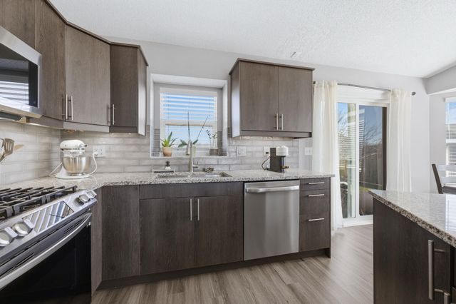 1452 E Sunset Ct, Goddard, KS 67052