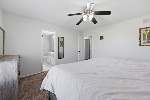 1452 E Sunset Ct, Goddard, KS 67052