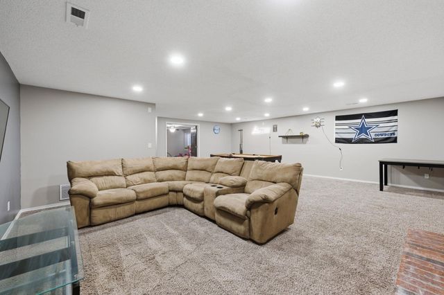 1452 E Sunset Ct, Goddard, KS 67052