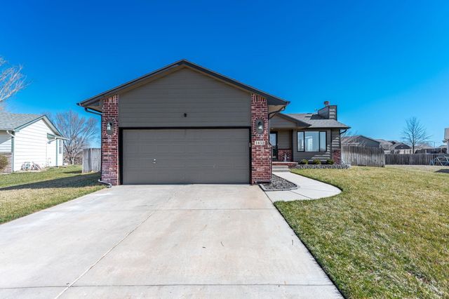 1452 E Sunset Ct, Goddard, KS 67052