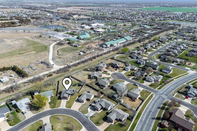 1452 E Sunset Ct, Goddard, KS 67052