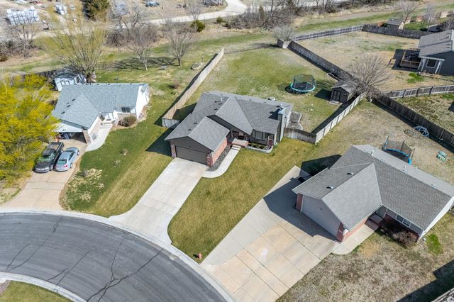 1452 E Sunset Ct, Goddard, KS 67052