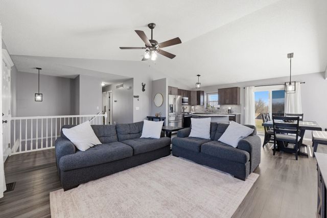 1452 E Sunset Ct, Goddard, KS 67052