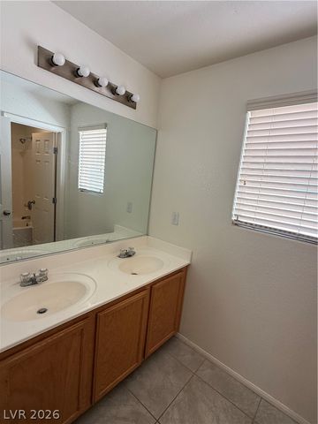 4986 LIME KILN Avenue, Las Vegas, NV 89139