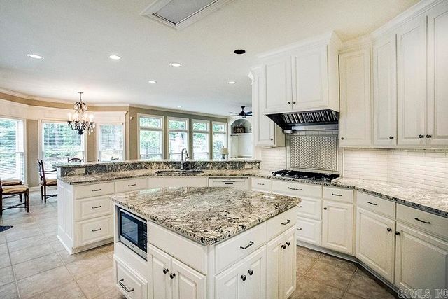 10 Piney Lane, Little Rock, AR 72223