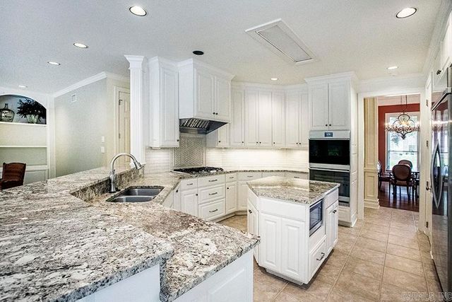 10 Piney Lane, Little Rock, AR 72223