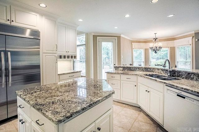 10 Piney Lane, Little Rock, AR 72223