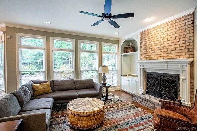 10 Piney Lane, Little Rock, AR 72223