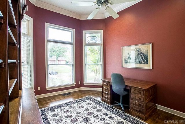 10 Piney Lane, Little Rock, AR 72223