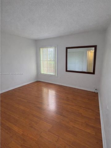 17530 NW 68th Ave C3010, Hialeah, FL 33015