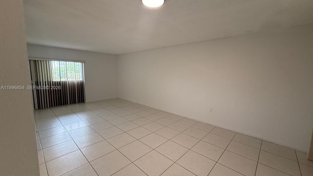 17530 NW 68th Ave C3010, Hialeah, FL 33015