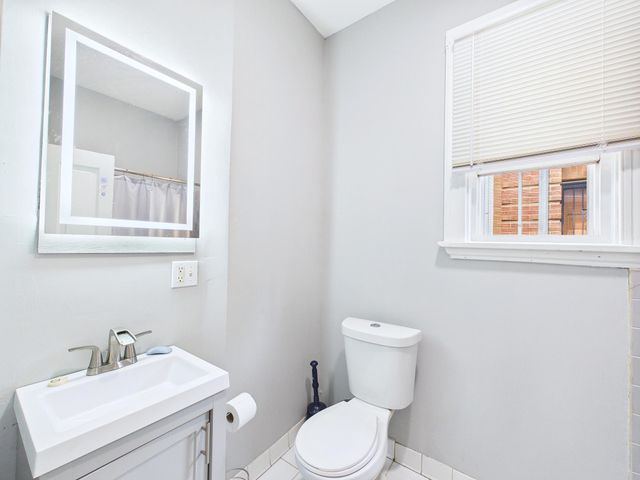 3205 Elliot Avenue, Minneapolis, MN 55407