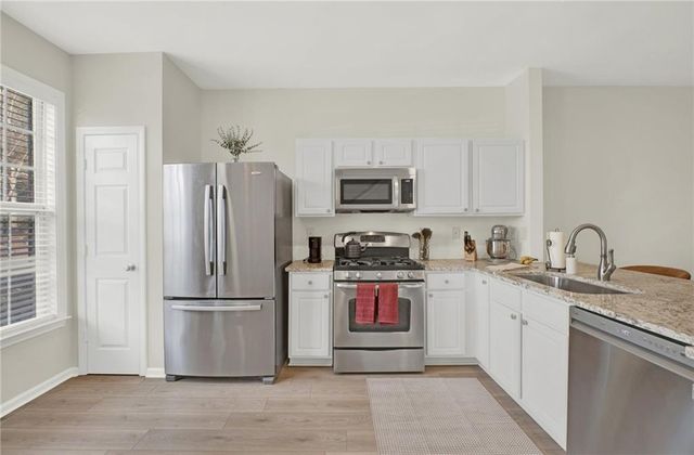 222 Buckland Drive, Alpharetta, GA 30022