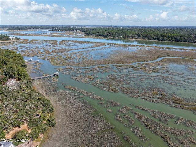 300 De La Gaye Point, Beaufort, SC 29902