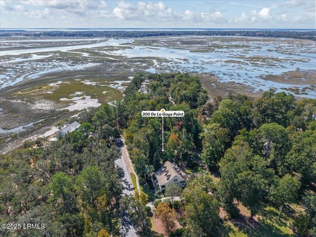 300 De La Gaye Point, Beaufort, SC 29902