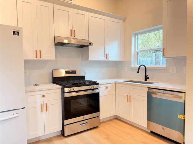 2533 Knoxville Drive, League City, TX 77573