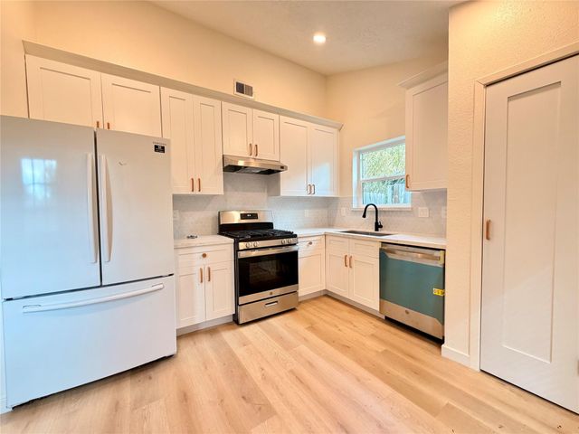 2533 Knoxville Drive, League City, TX 77573