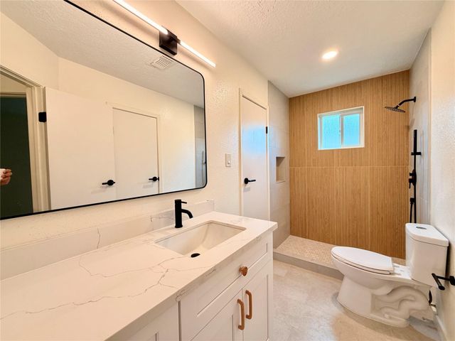 2533 Knoxville Drive, League City, TX 77573