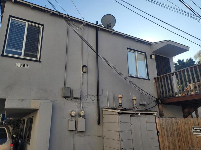 3967 8TH 5, San Diego, CA 92103