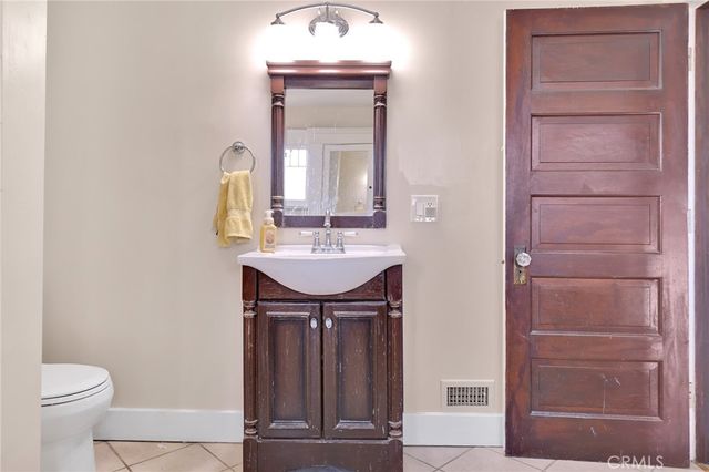 4020 Brighton, Los Angeles, CA 90062