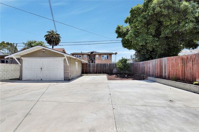 4020 Brighton, Los Angeles, CA 90062
