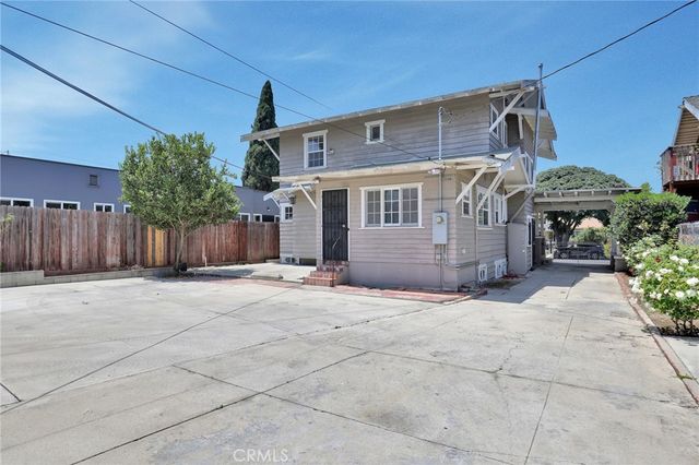 4020 Brighton, Los Angeles, CA 90062