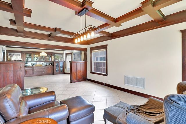 4020 Brighton, Los Angeles, CA 90062