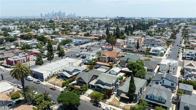 4020 Brighton, Los Angeles, CA 90062
